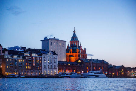 Blick auf die Uspensky-Katedrale in Helsinki (c) Maija Astikainen and Helsinki partners