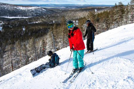 Skifahren in Levi (c) Harri Lindfors, Ski.fi
